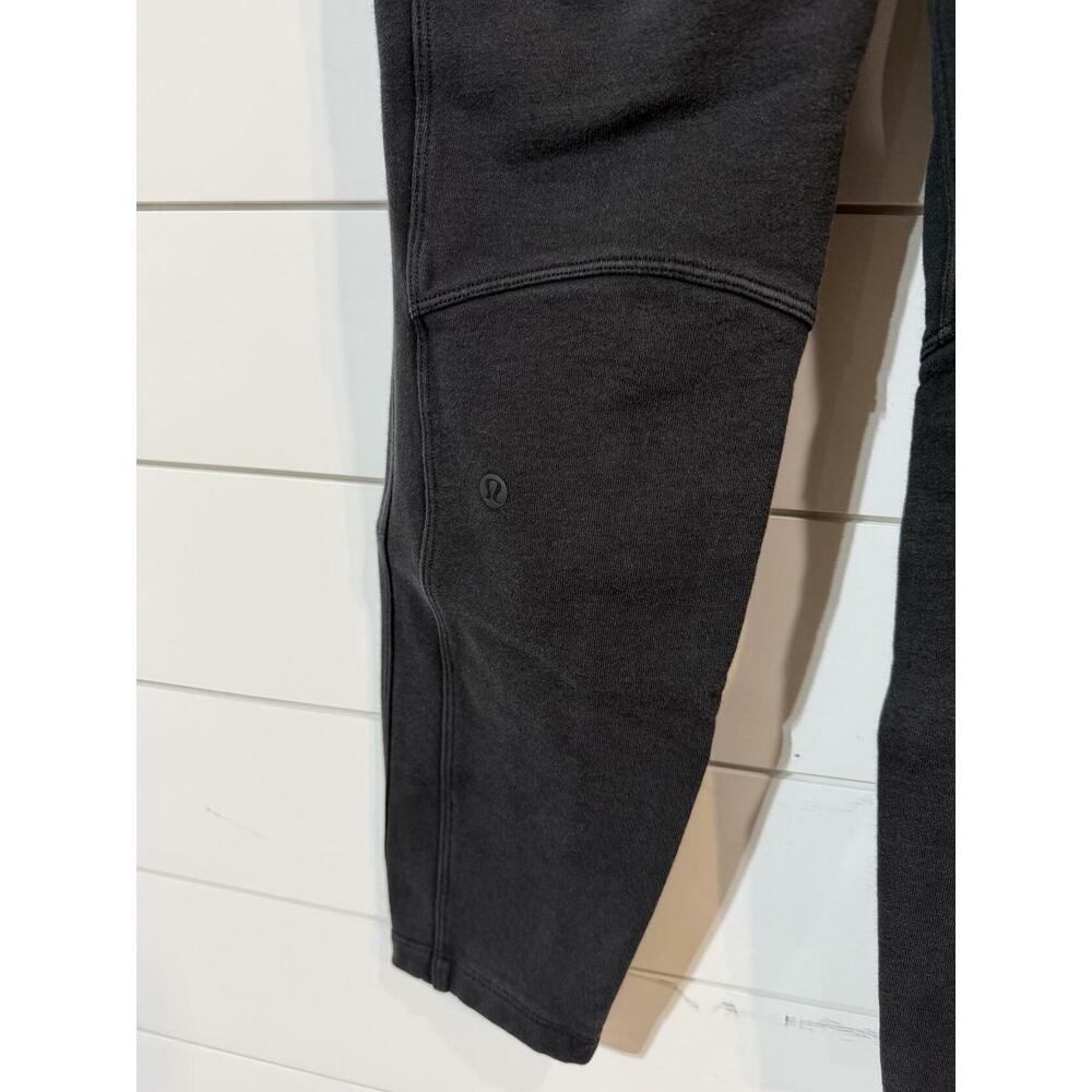 Lululemon Women's Black Sweatpants Lounge Pants Zip Pocket Size 6 - Picture 3 of 3